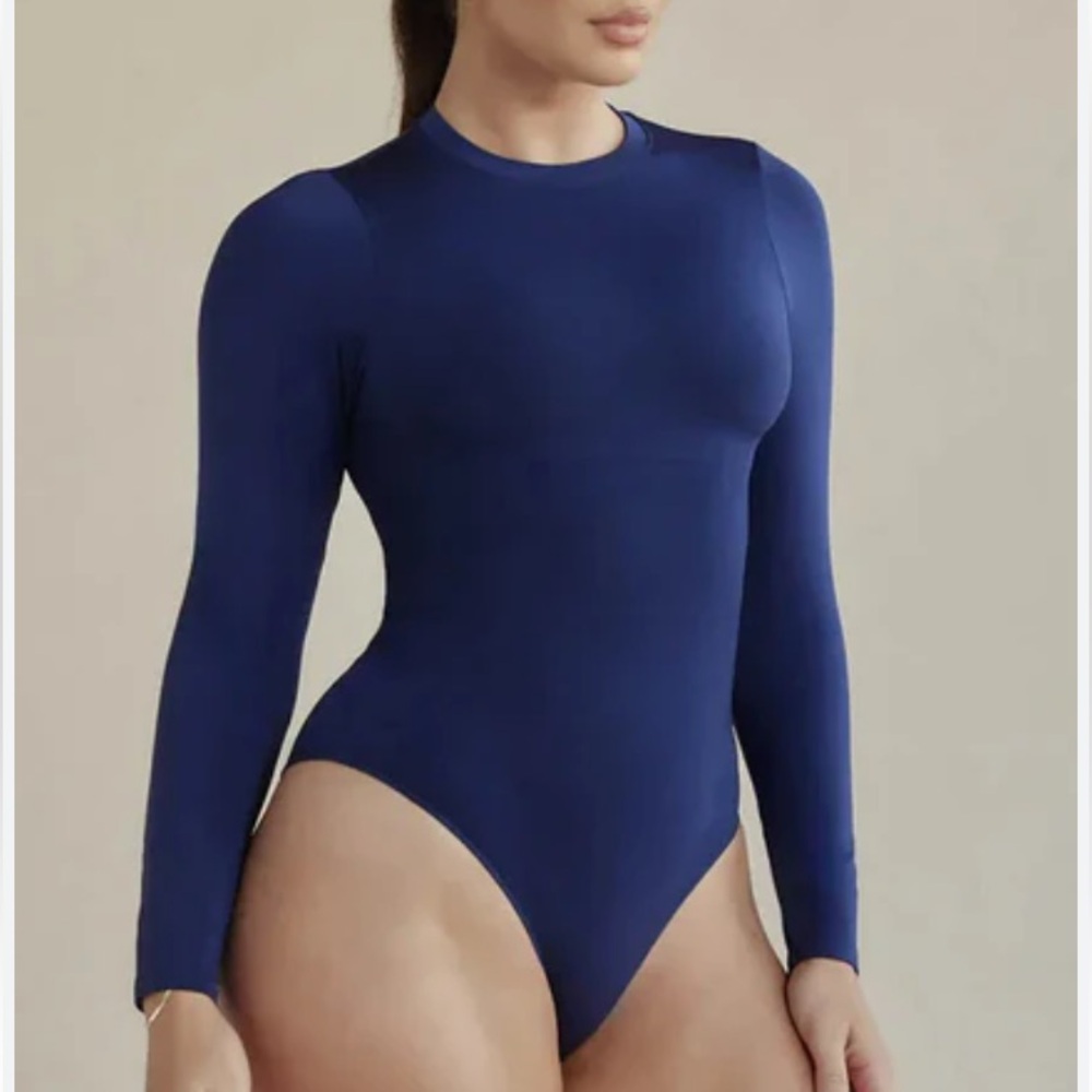 Women Back tied cutout backless long-sleeve one-piece Surfing-swimsuit | XXS